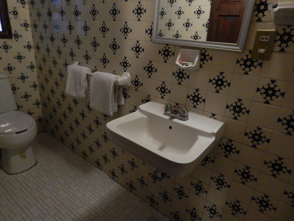 Hotel Molino Del Rey Guanajuato Oda fotoğraf